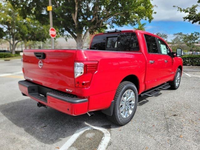 2024 Nissan Titan SV