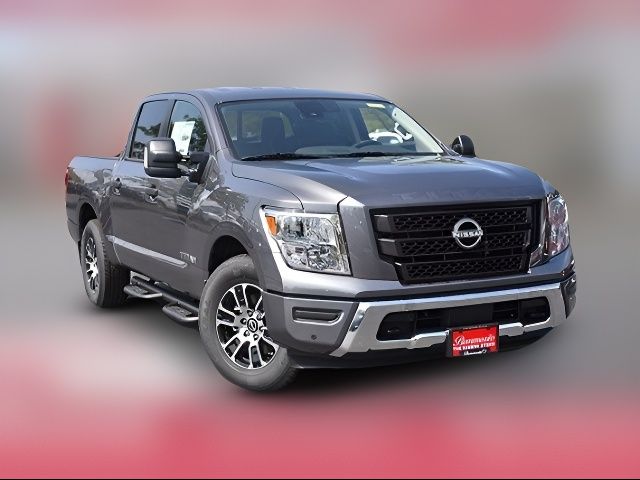 2024 Nissan Titan SV