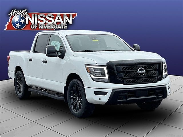 2024 Nissan Titan SV