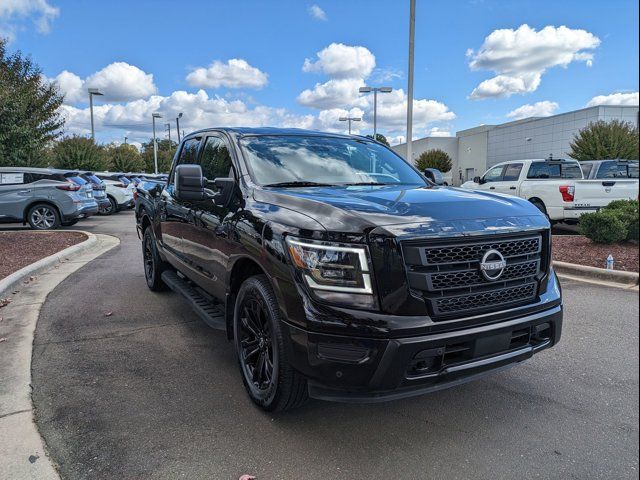 2024 Nissan Titan SV