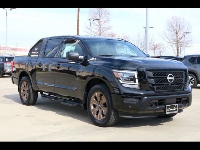 2024 Nissan Titan SV