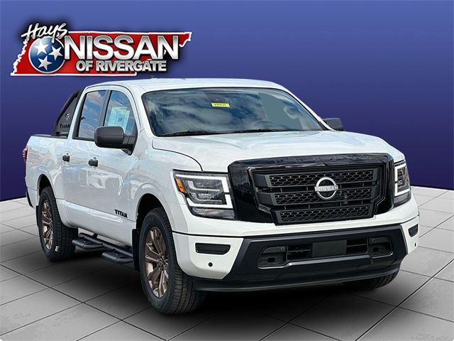 2024 Nissan Titan SV