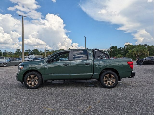 2024 Nissan Titan SV