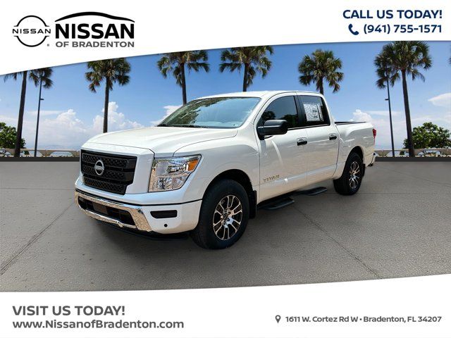 2024 Nissan Titan SV