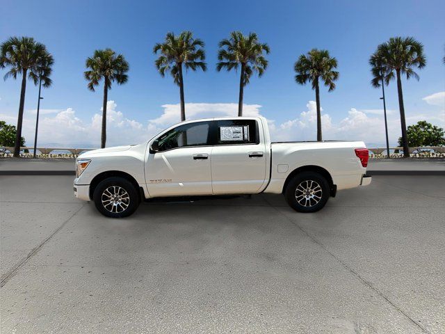 2024 Nissan Titan SV