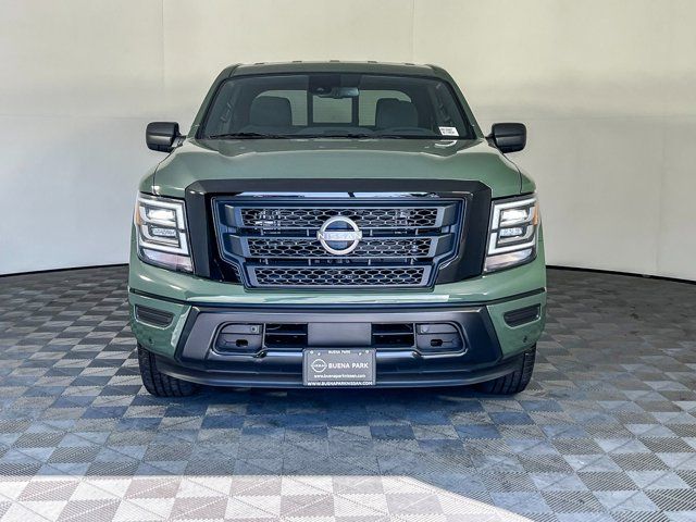 2024 Nissan Titan SV