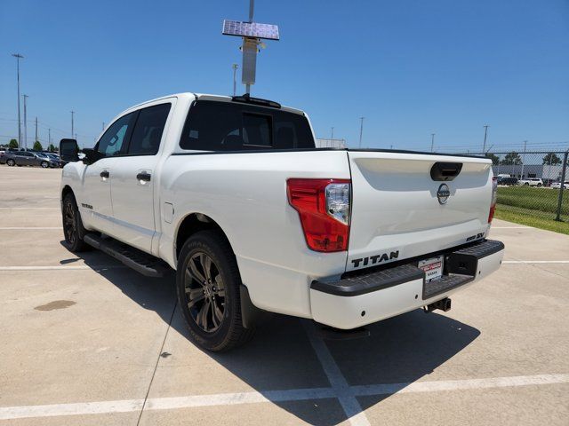 2024 Nissan Titan SV