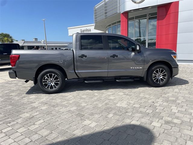 2024 Nissan Titan SV