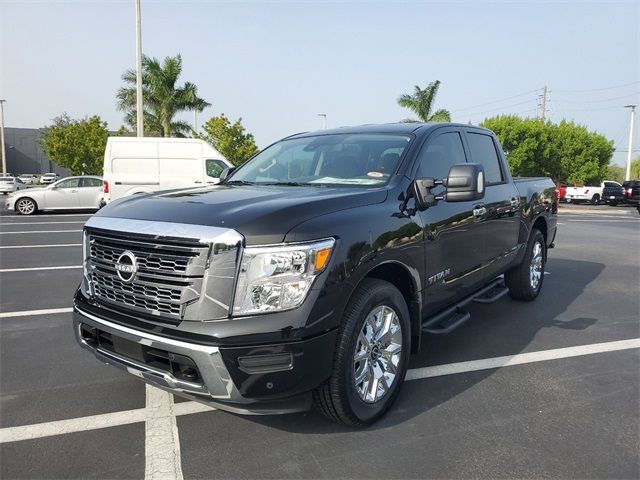 2024 Nissan Titan SV