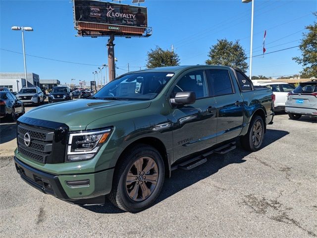 2024 Nissan Titan SV