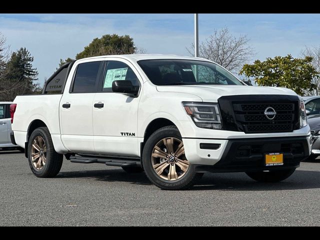 2024 Nissan Titan SV