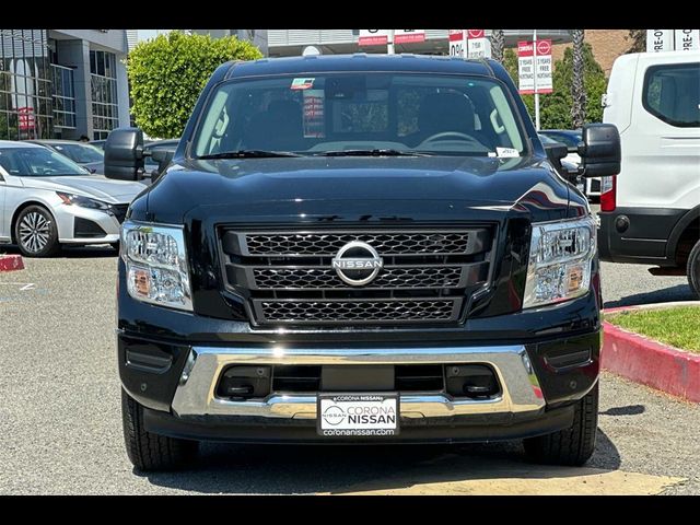 2024 Nissan Titan SV