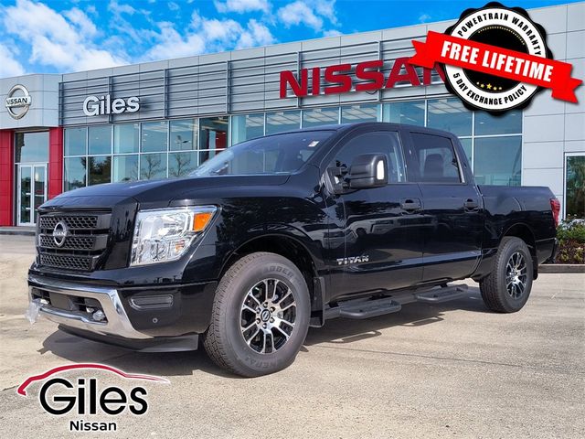 2024 Nissan Titan SV