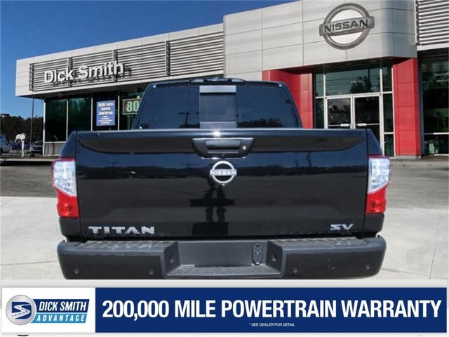 2024 Nissan Titan SV