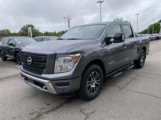 2024 Nissan Titan SV