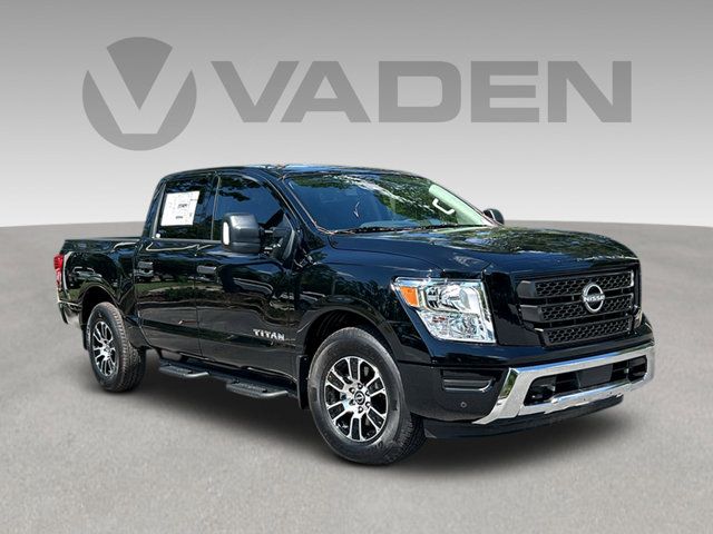 2024 Nissan Titan SV