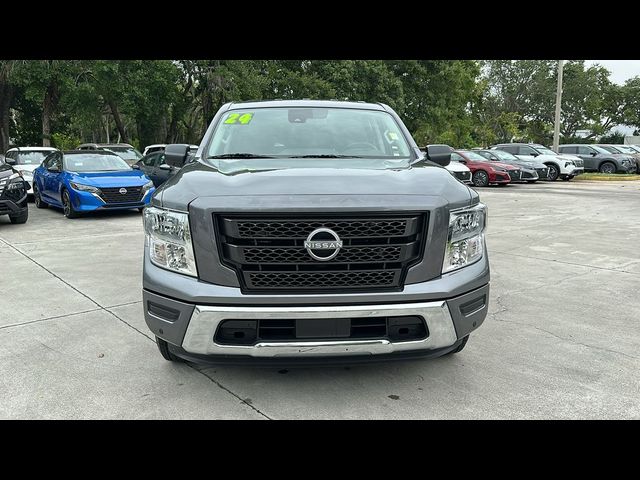 2024 Nissan Titan SV