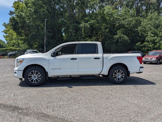 2024 Nissan Titan SV