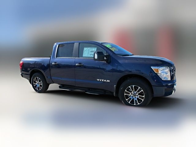 2024 Nissan Titan SV