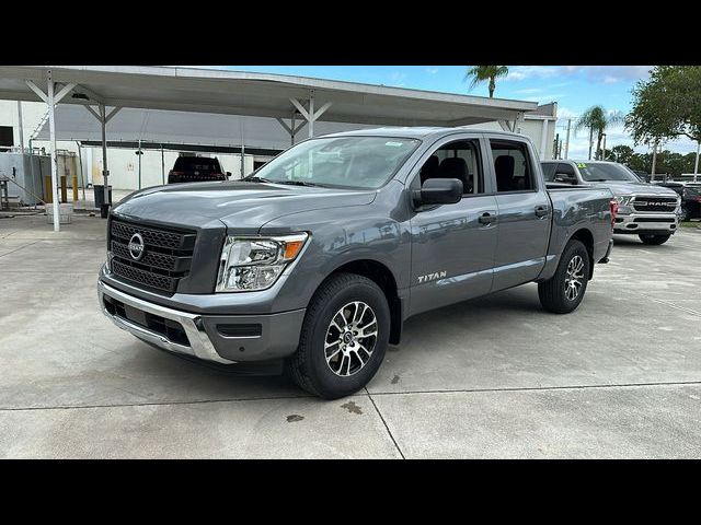 2024 Nissan Titan SV