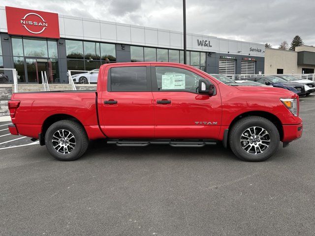 2024 Nissan Titan SV