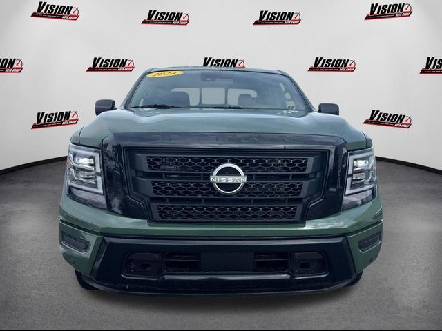 2024 Nissan Titan SV