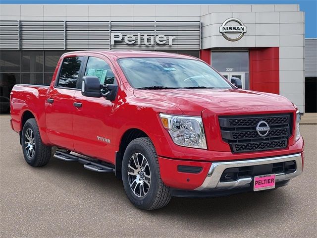 2024 Nissan Titan SV