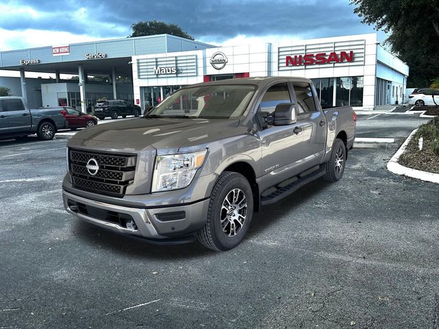 2024 Nissan Titan SV