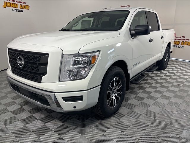 2024 Nissan Titan SV