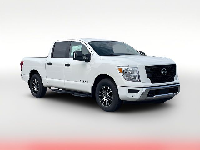 2024 Nissan Titan SV