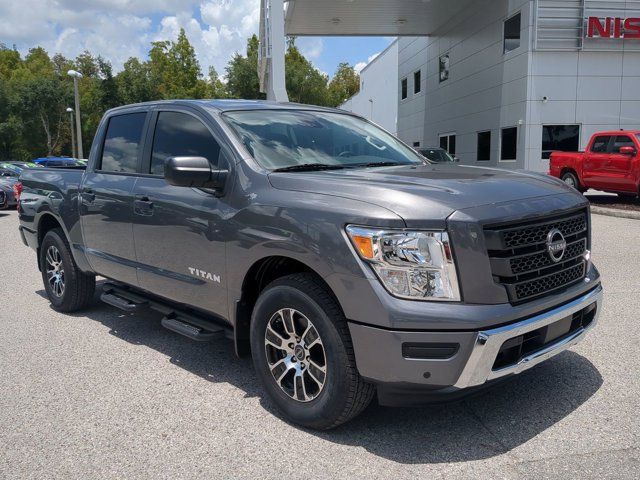 2024 Nissan Titan SV