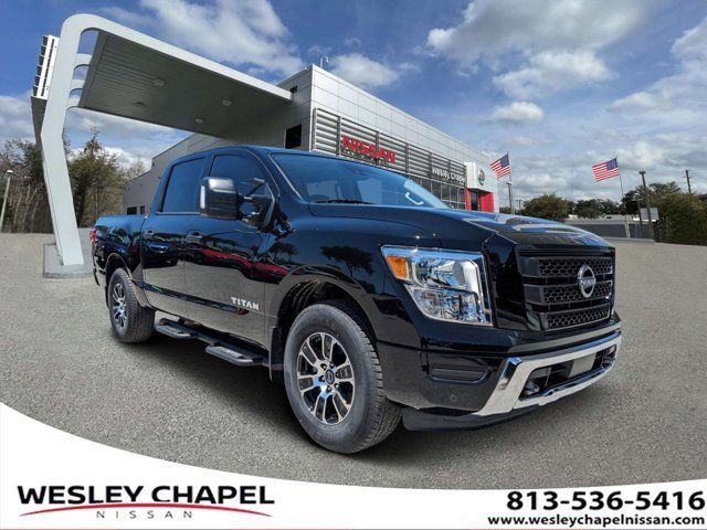 2024 Nissan Titan SV