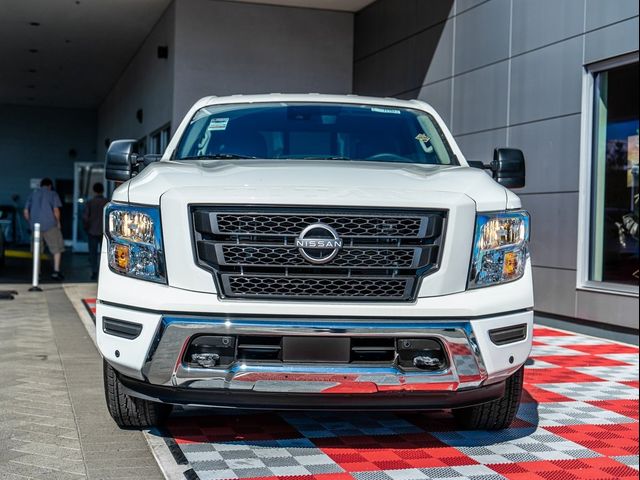 2024 Nissan Titan SV