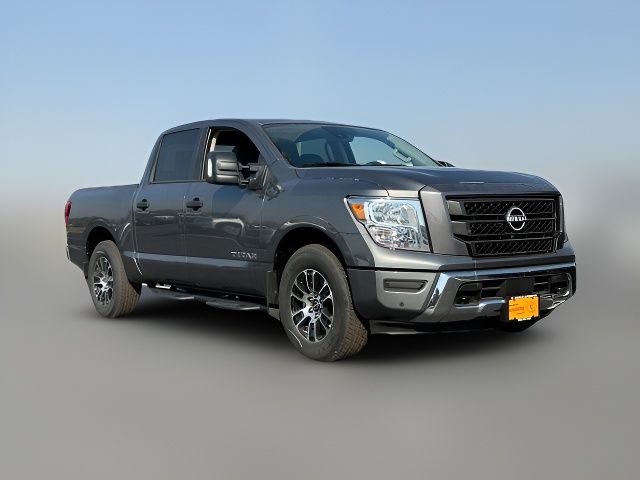 2024 Nissan Titan SV