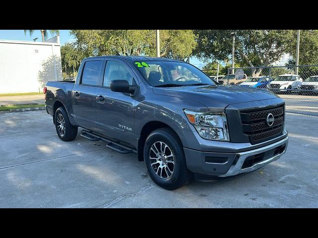 2024 Nissan Titan SV