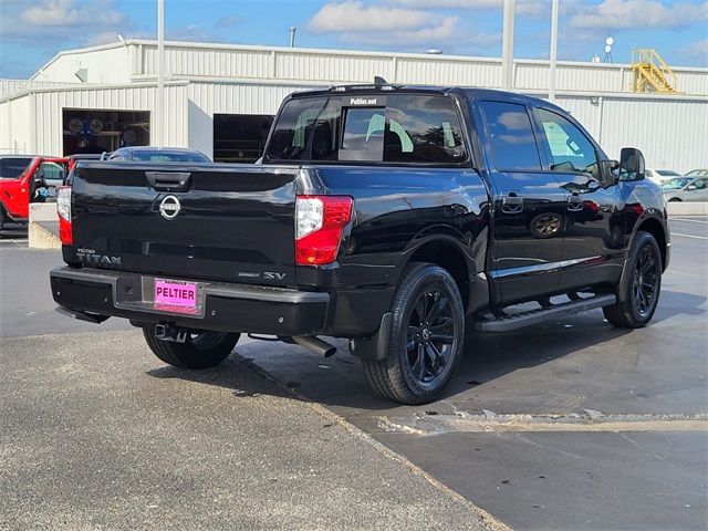 2024 Nissan Titan SV