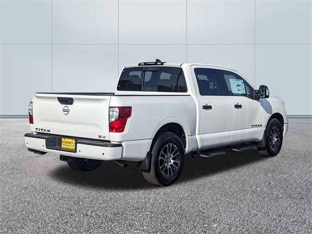 2024 Nissan Titan SV