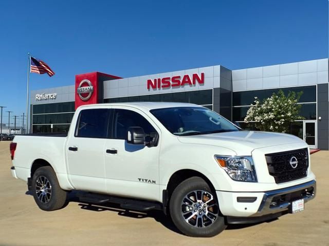 2024 Nissan Titan SV