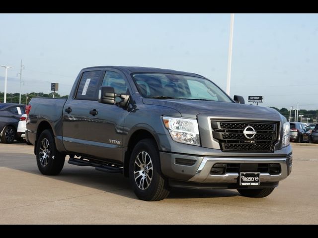 2024 Nissan Titan SV