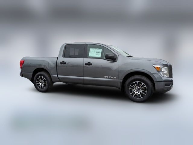 2024 Nissan Titan SV