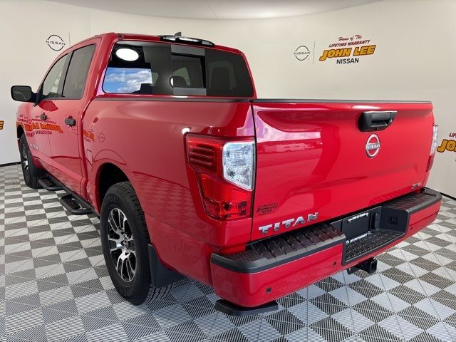 2024 Nissan Titan SV