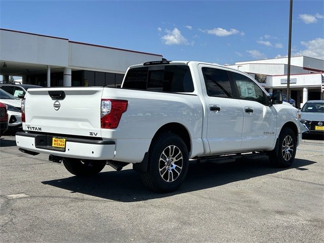 2024 Nissan Titan SV