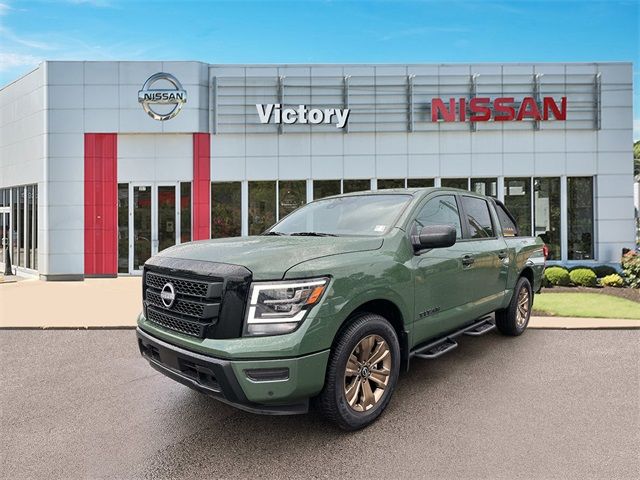 2024 Nissan Titan SV