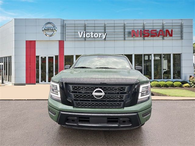 2024 Nissan Titan SV