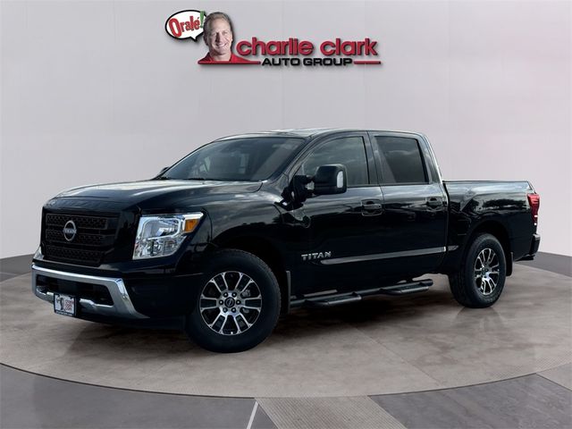 2024 Nissan Titan SV