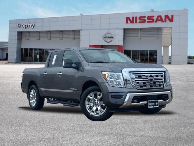 2024 Nissan Titan SV