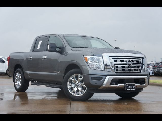 2024 Nissan Titan SV