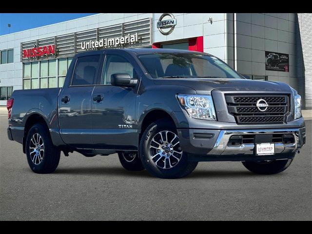 2024 Nissan Titan SV