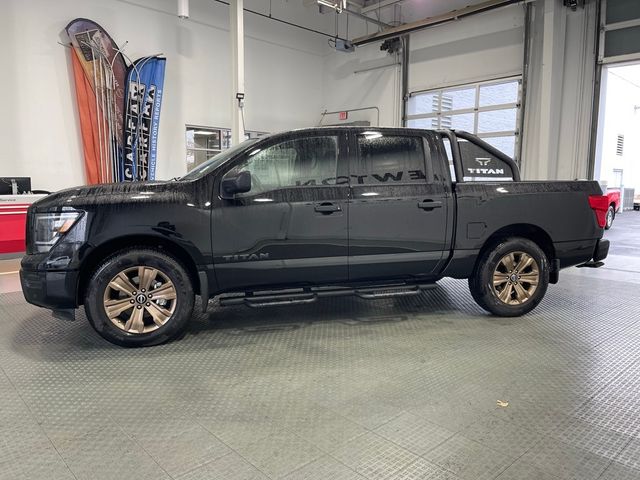 2024 Nissan Titan SV