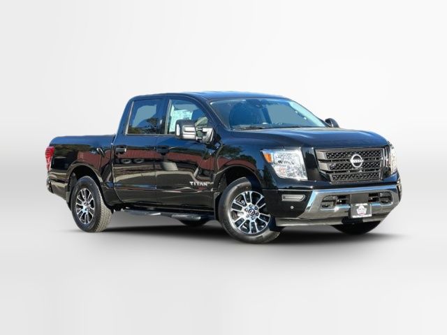 2024 Nissan Titan SV